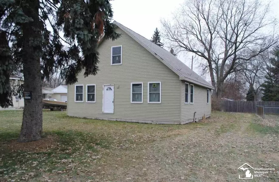 3019 Eighth Street, Monroe, MI 48162