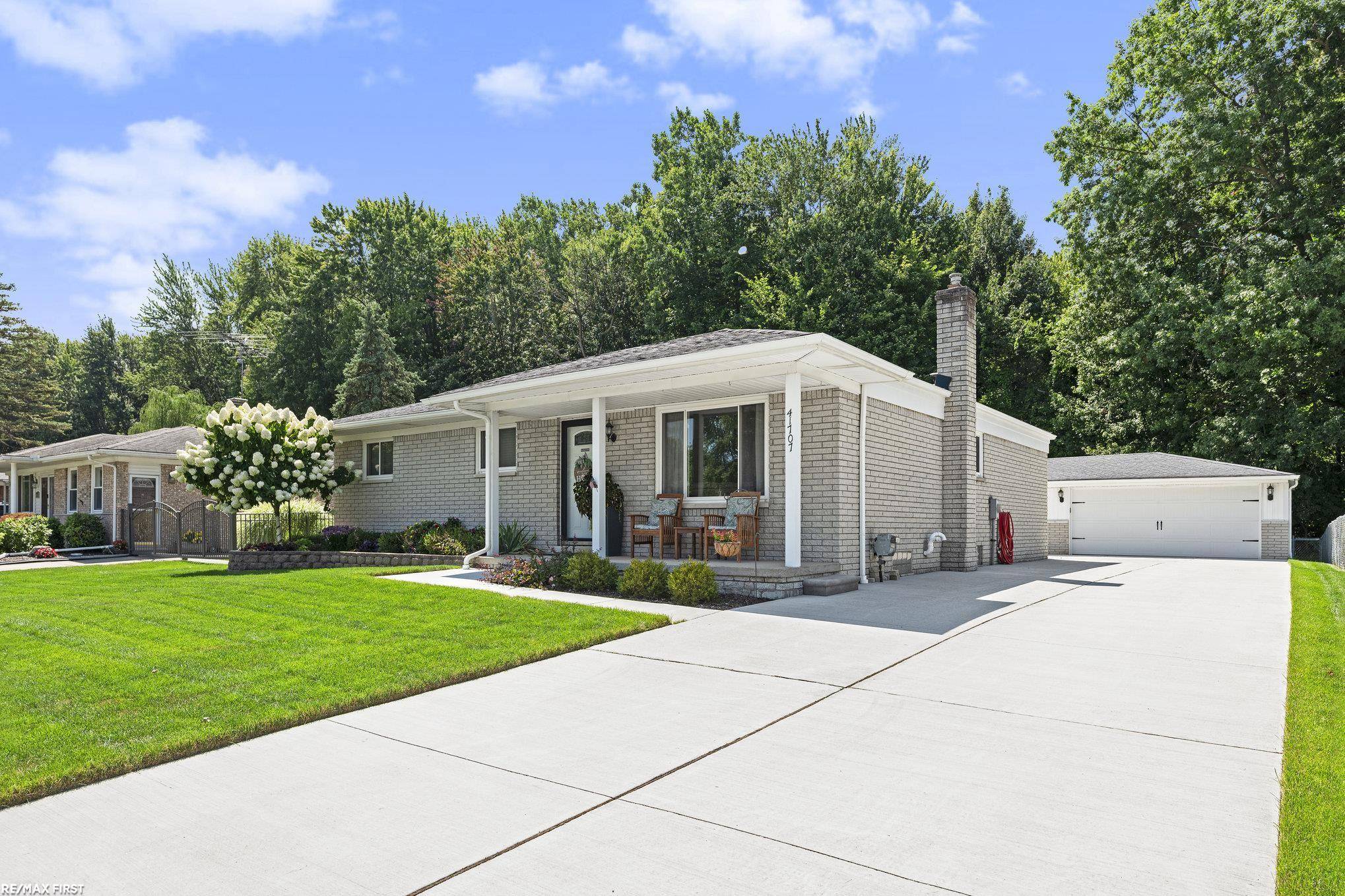 41707 Coulon Drive, Clinton Township, MI 48038