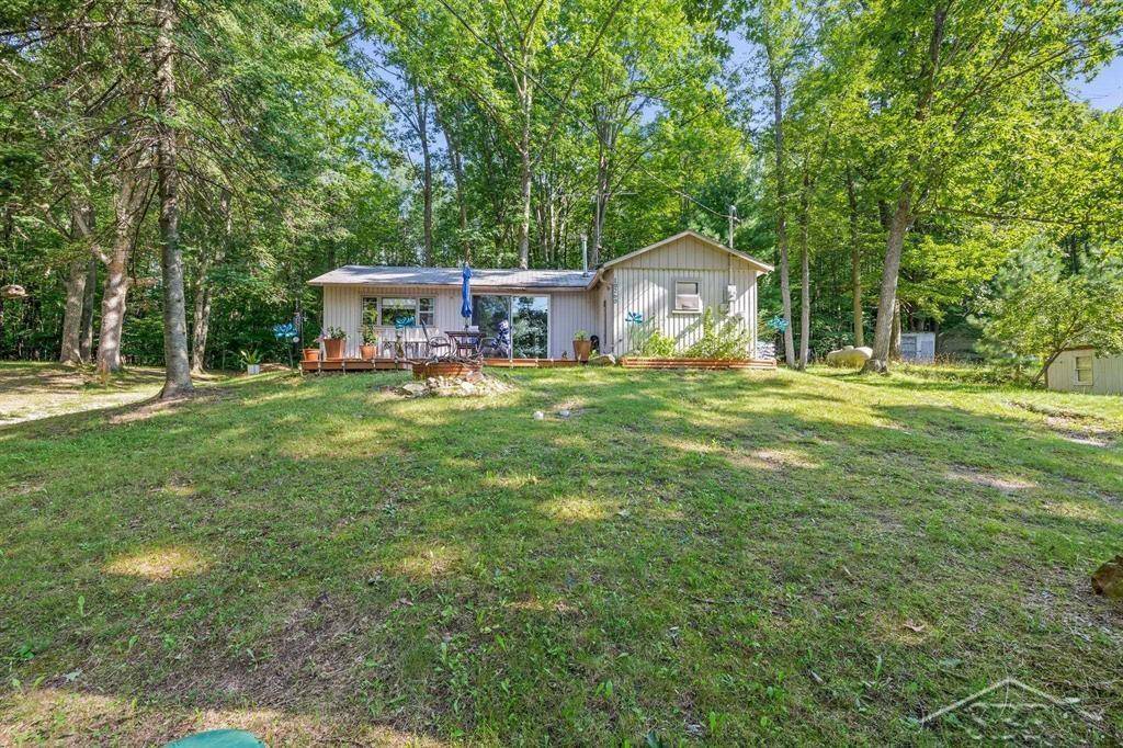 10260 Toohy Trail, Harrison, MI 48625