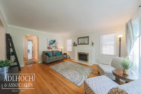 Grosse Pointe Woods, MI 48236,2015 HUNTINGTON Boulevard