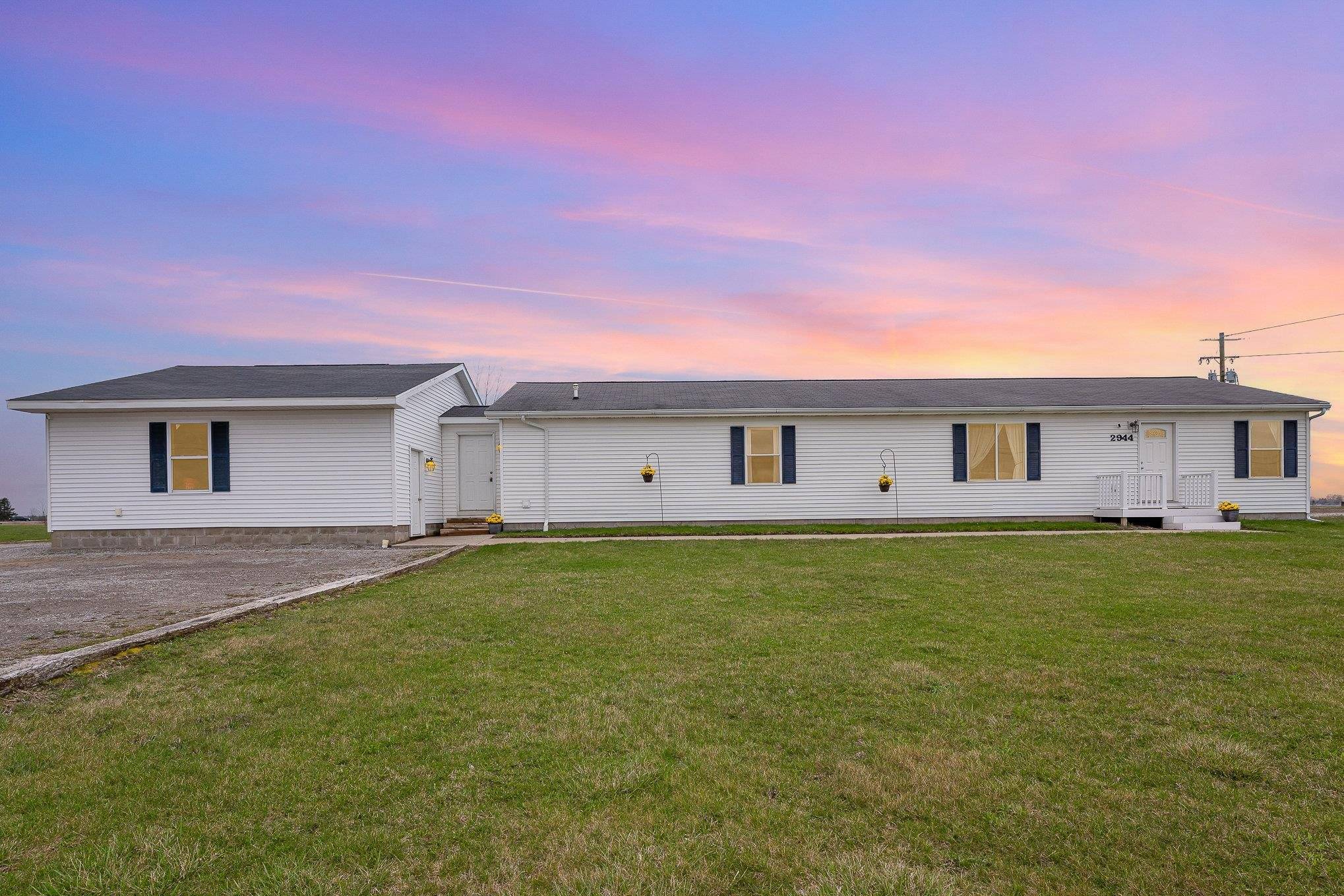 2944 S Mackinaw Road, Kawkawlin, MI 48631