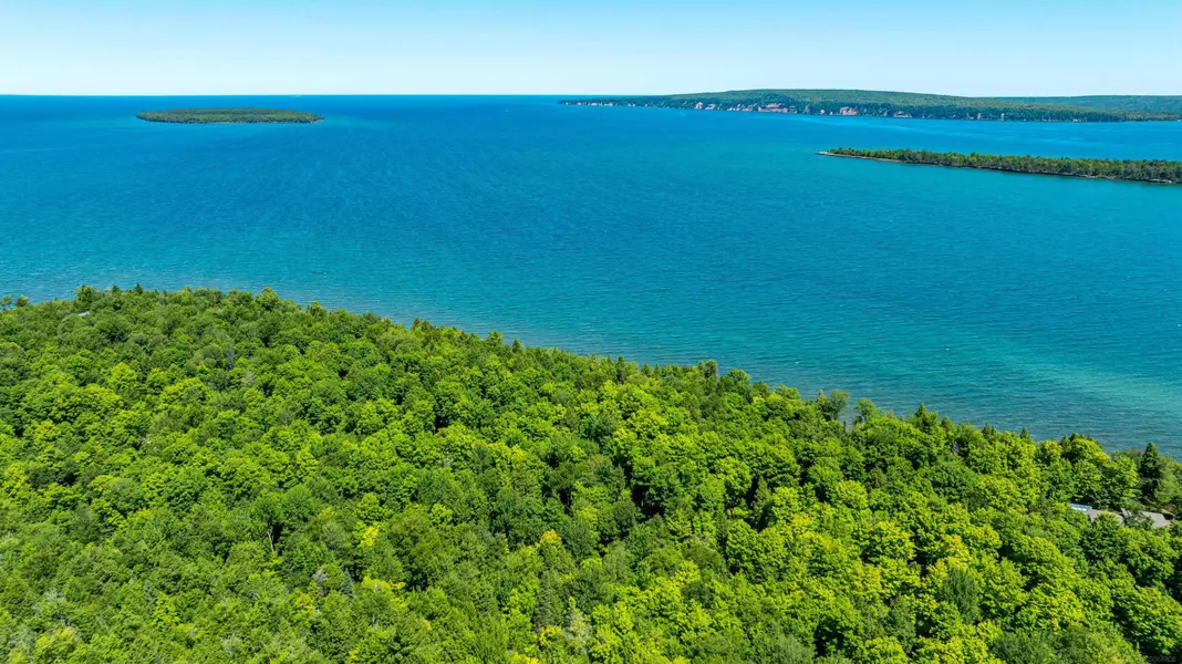 TBD Reindeer Run, Munising, MI 49862
