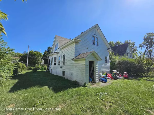 Saginaw, MI 48602,1209 S Fayette Street