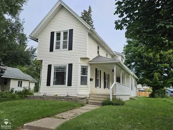 1428 W Main Street, Owosso, MI 48867