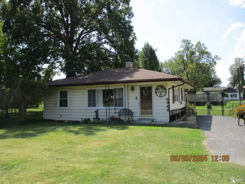 6060 Edwards Street, South Rockwood, MI 48179