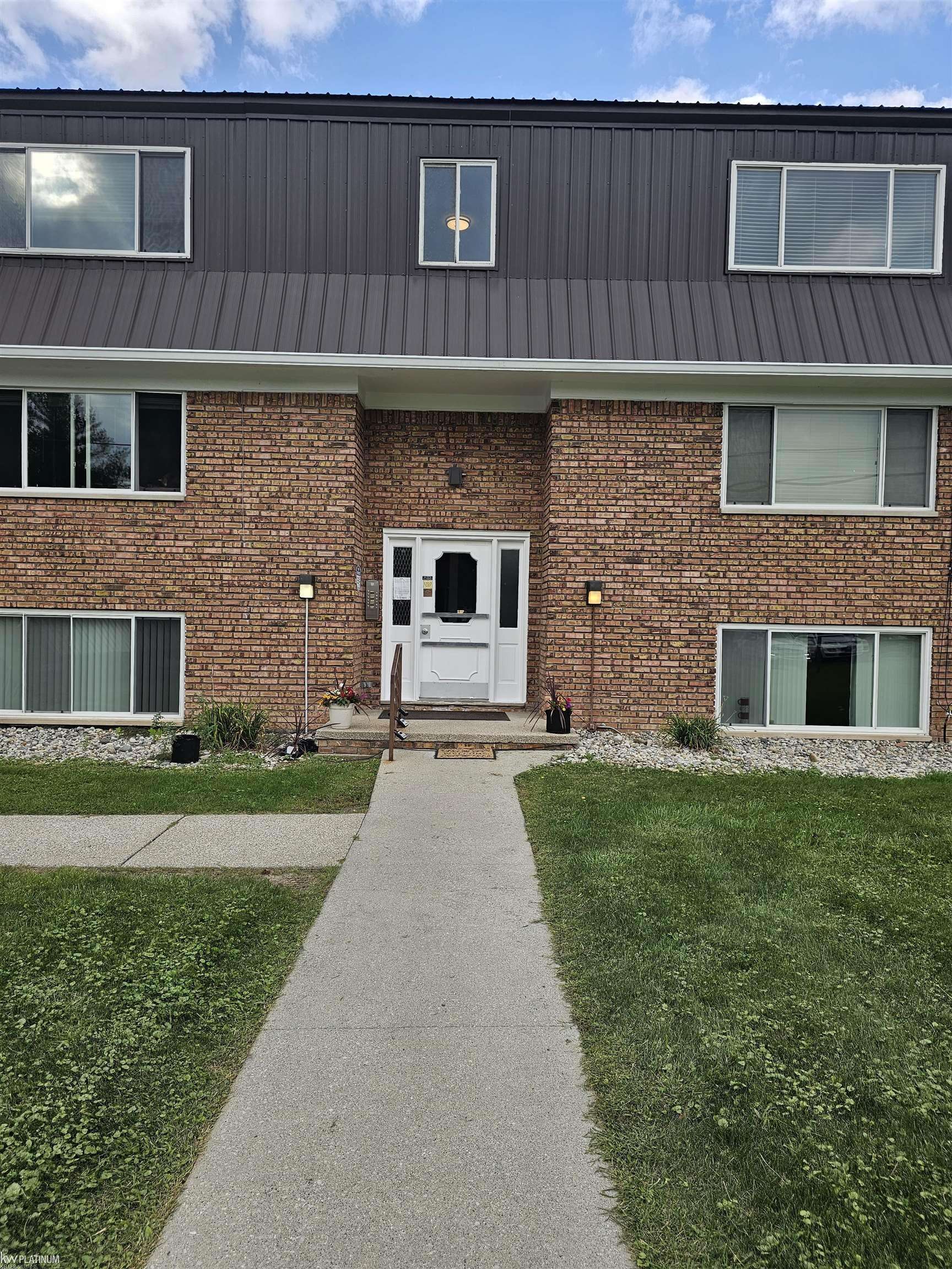 Saint Clair, MI 48079,1617 S Riverside Avenue