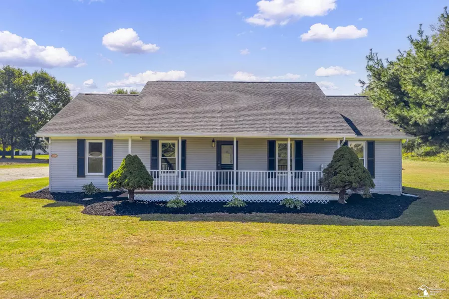 13189 W Albain Road, Petersburg, MI 49270