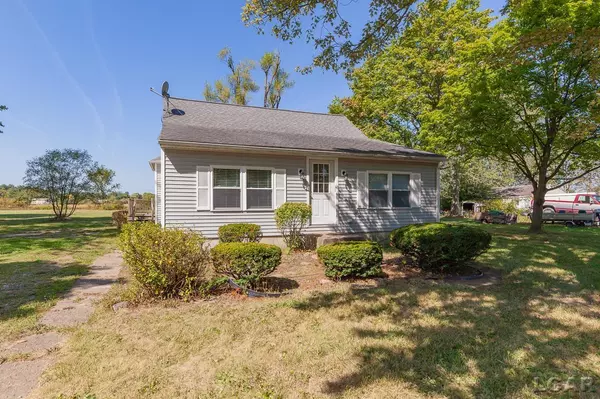 3240 Manor Drive, Palmyra, MI 49268