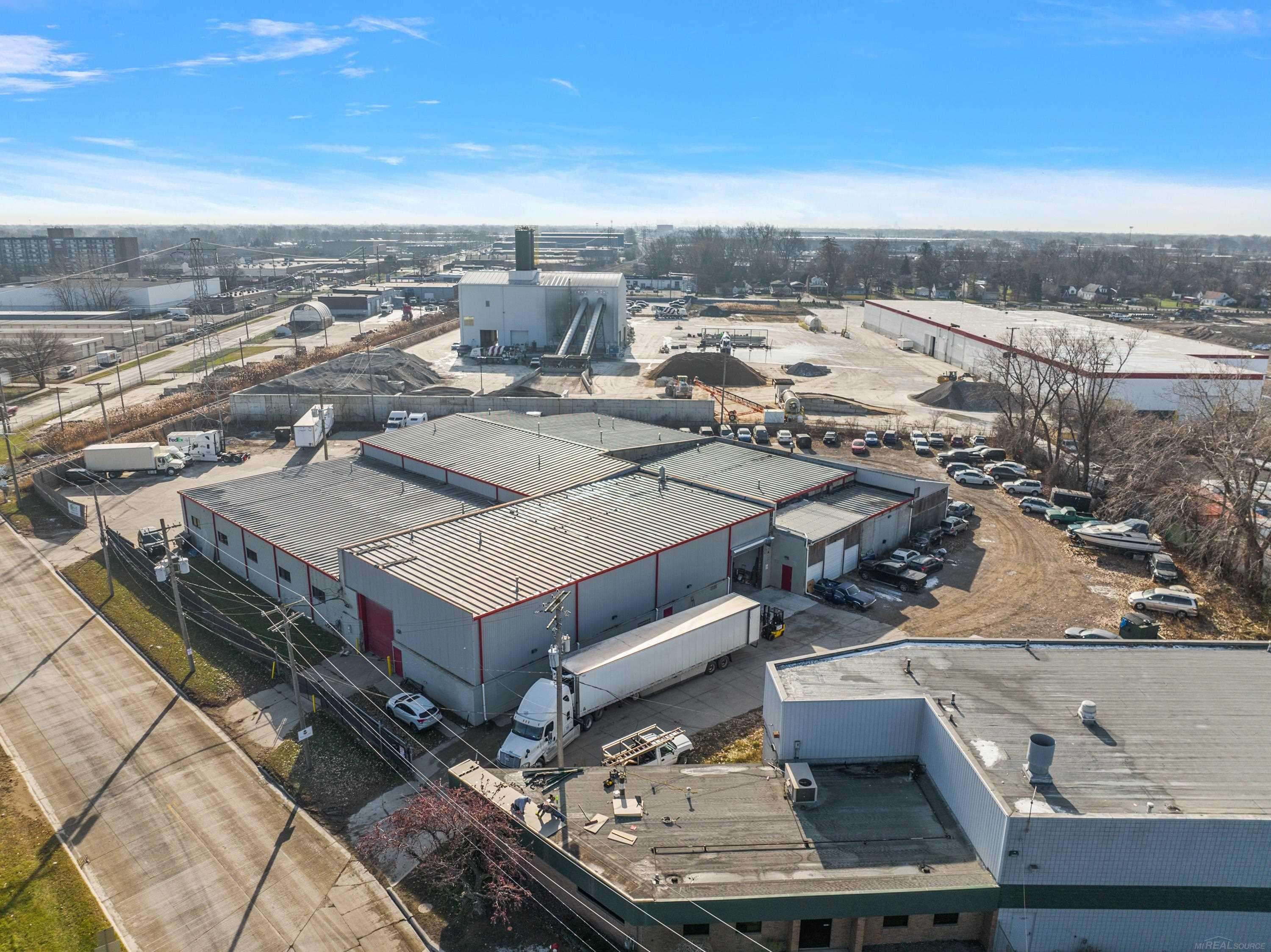 Center Line, MI 48015,25411 Sherwood Avenue
