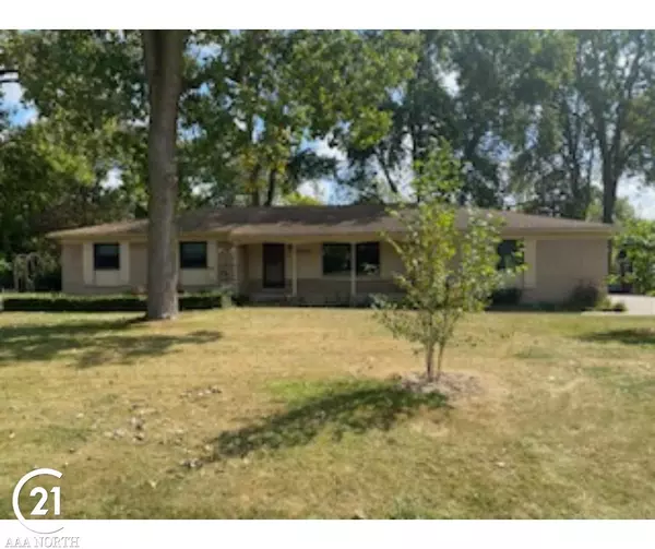 6464 Fredmoor Drive, Troy, MI 48098