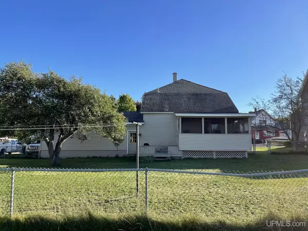 South Range, MI 49963,10 2nd Street