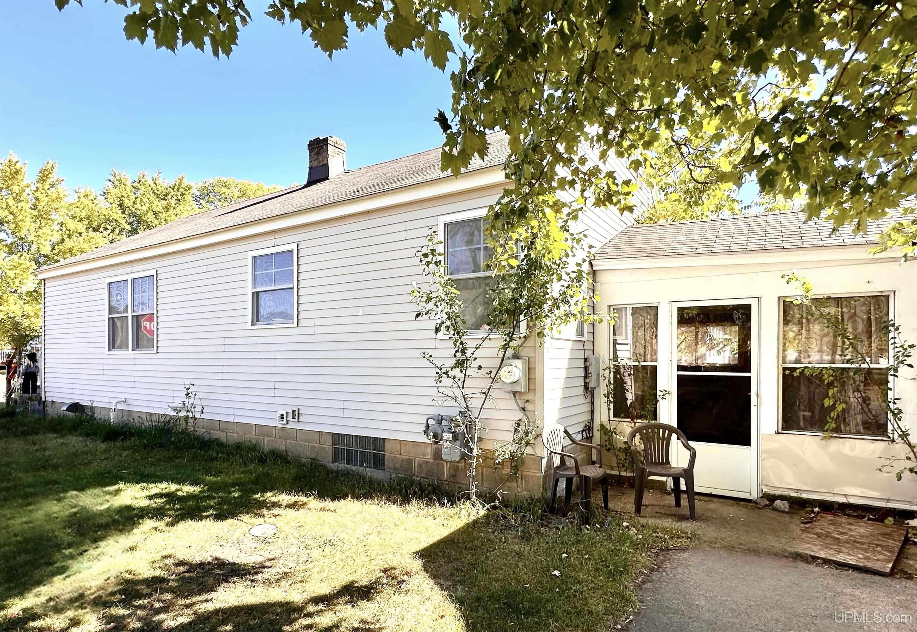 Iron Mountain, MI 49801,1119 W Hughitt Street