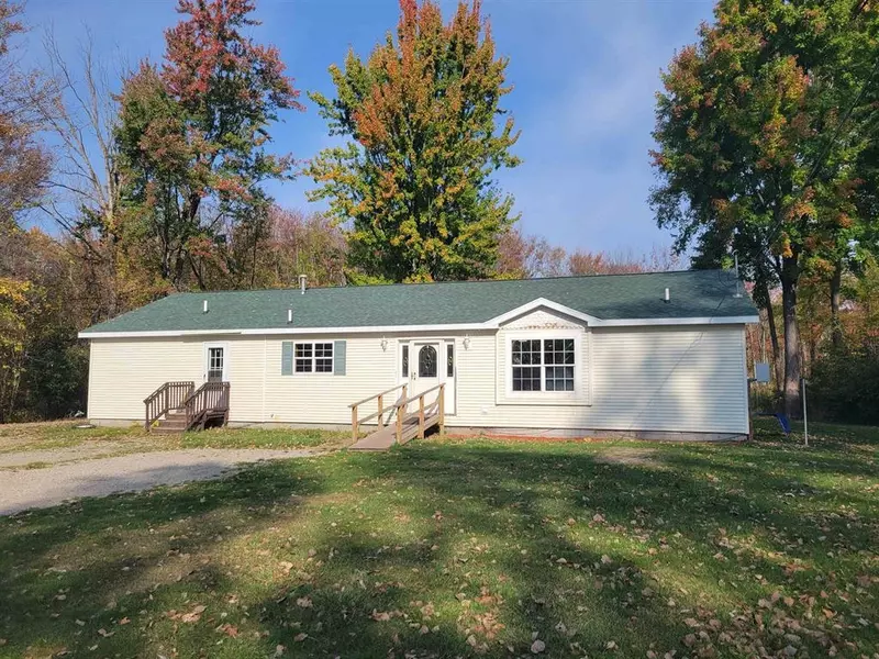 3996 Martin Road, Beaverton, MI 48612