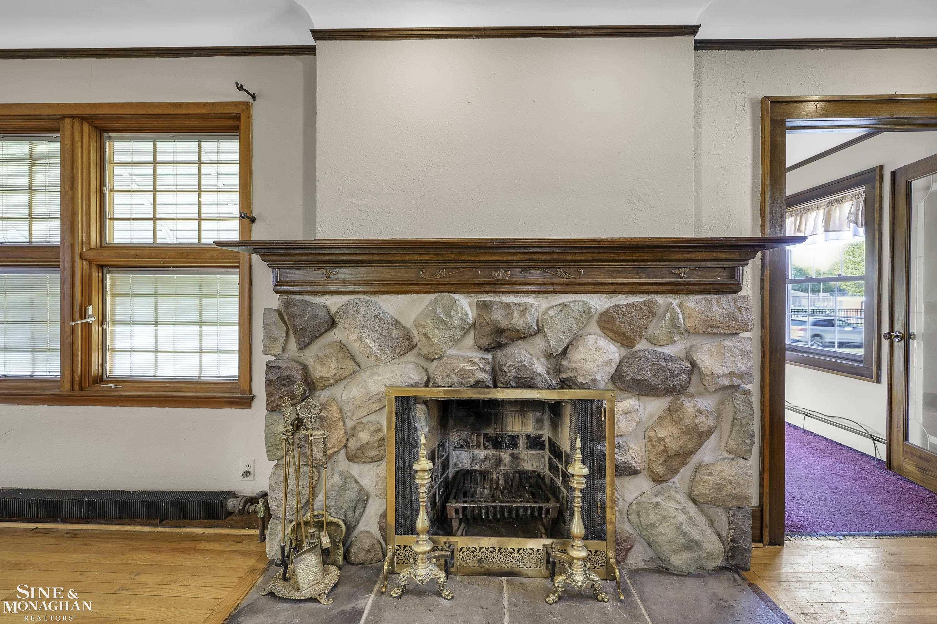 Grosse Pointe, MI 48230,734 Neff Road