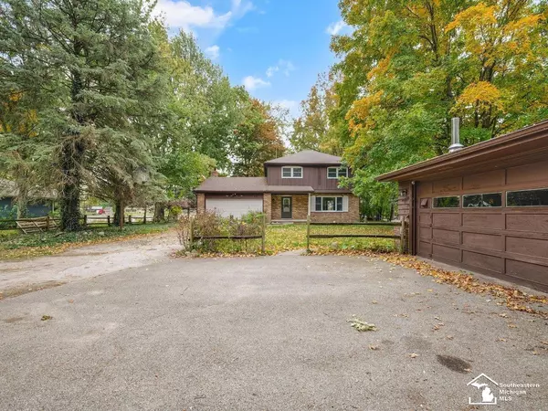 6405 Stillwater Court, Erie, MI 48133