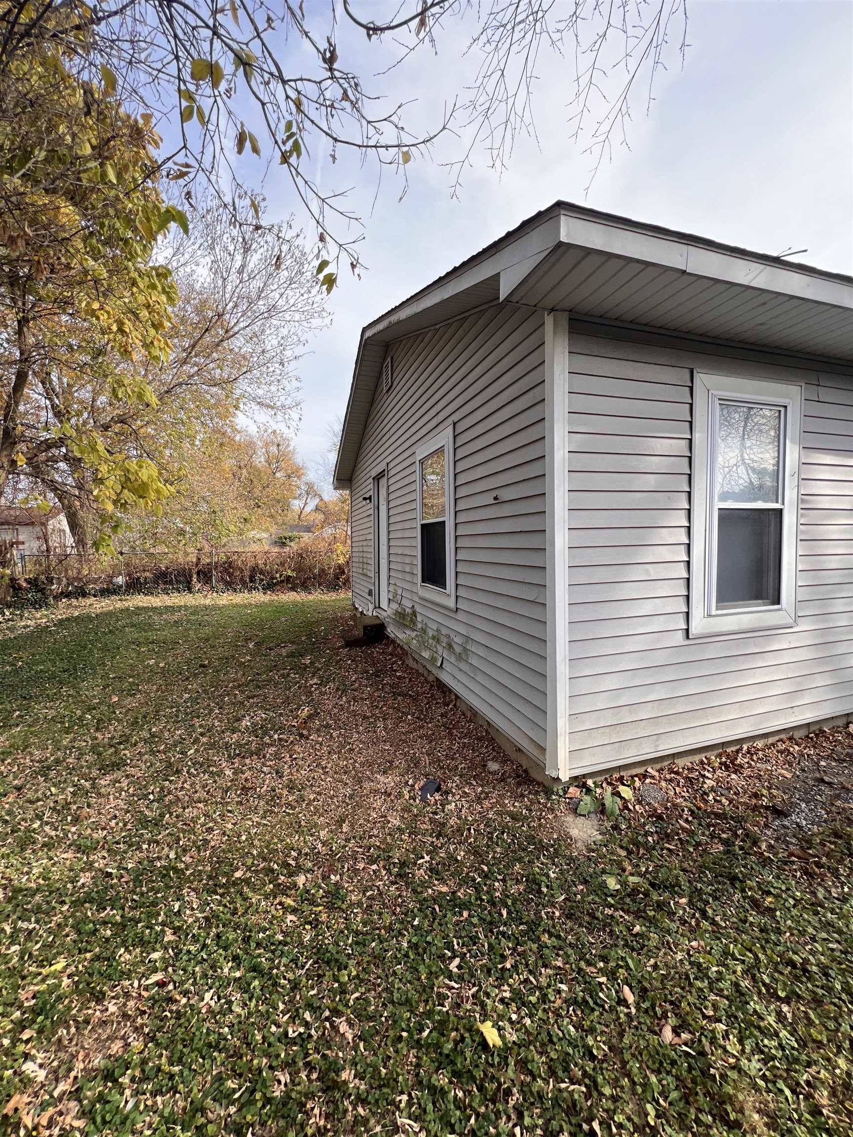 Flint, MI 48507-1727,820 Vermilya Avenue