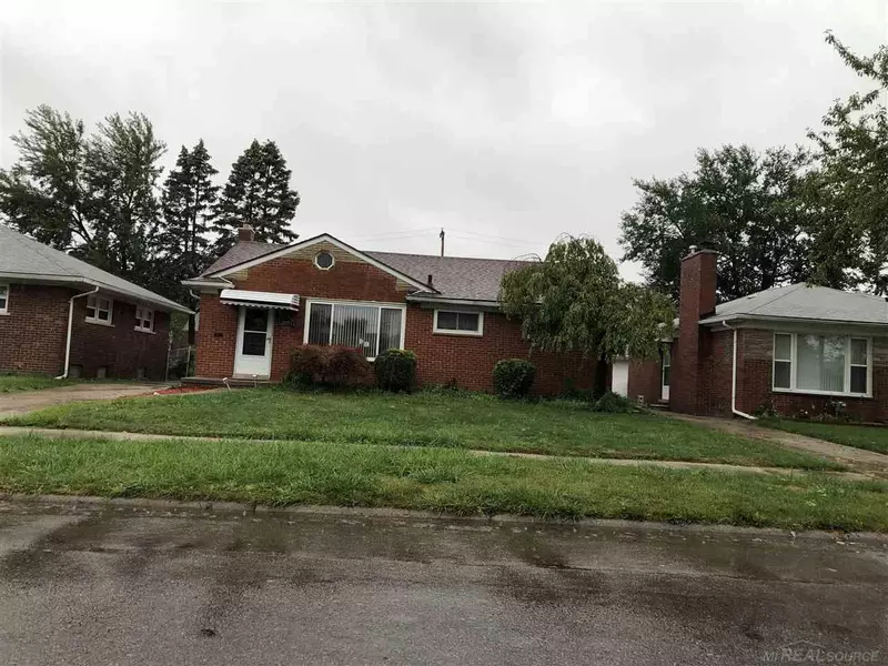 21053 Virginia Avenue, Eastpointe, MI 48021