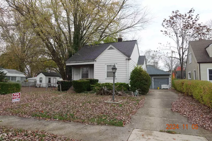 53 EASTMAN Street, Mount Clemens, MI 48043