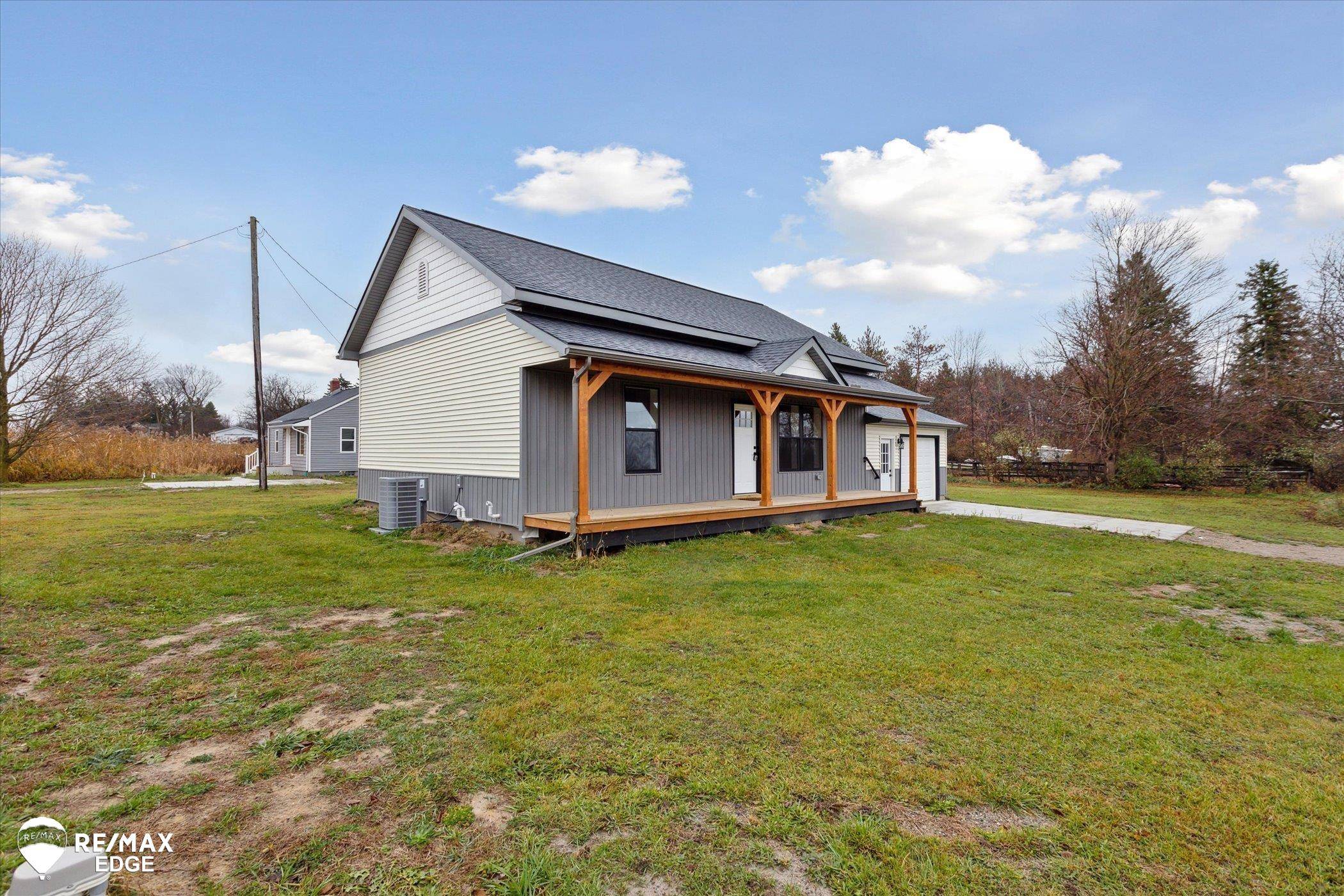 Columbiaville, MI 48421,3895 Levalley Road