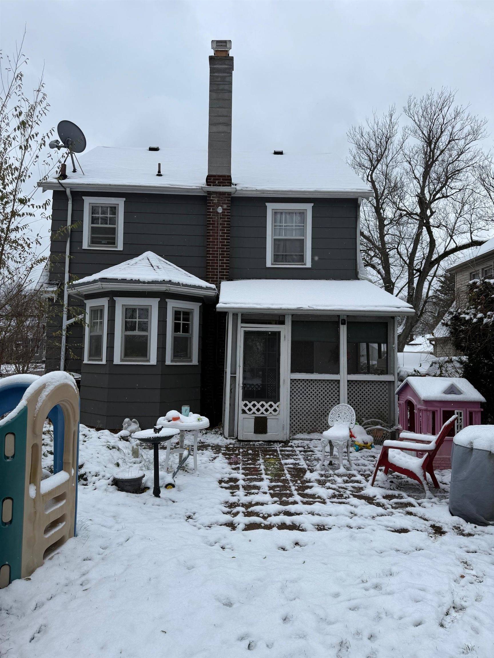 Jackson, MI 49203,1109 S Webster Street