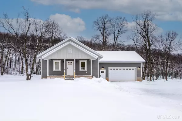 604 County Road, Negaunee, MI 49866