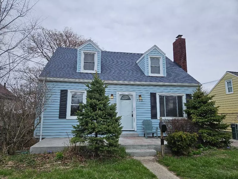 735 Banghart Street, Lansing, MI 48906-4237