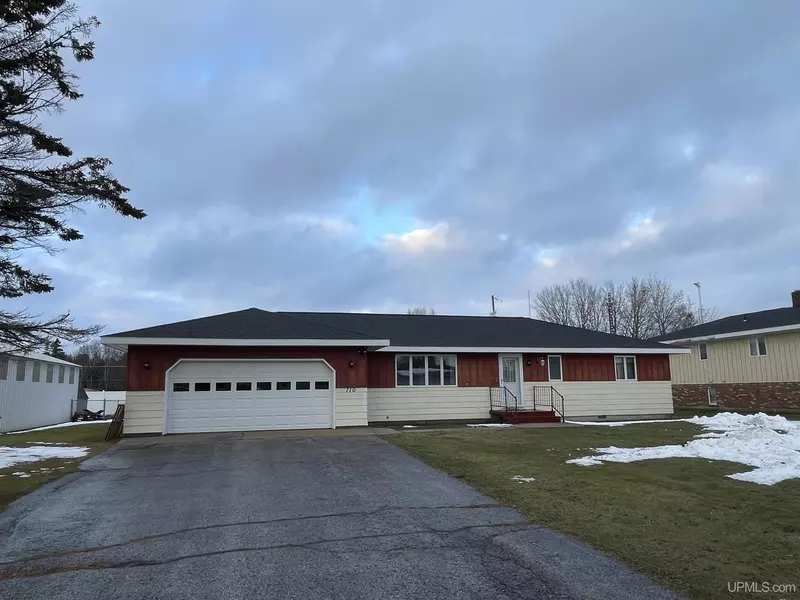 710 Cherry Street, Manistique, MI 49854