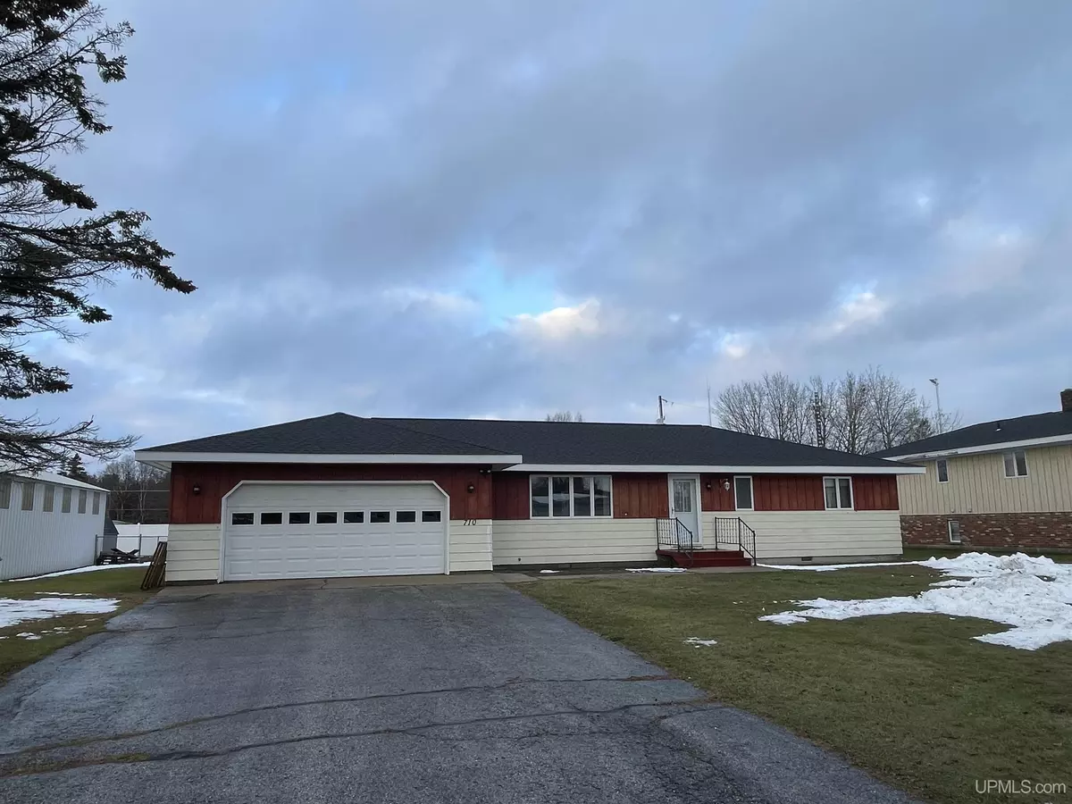 Manistique, MI 49854,710 Cherry Street