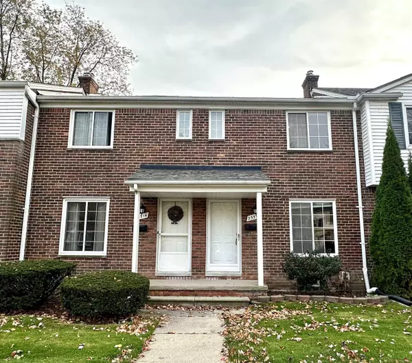 23312 Edsel Ford Court, Saint Clair Shores, MI 48080