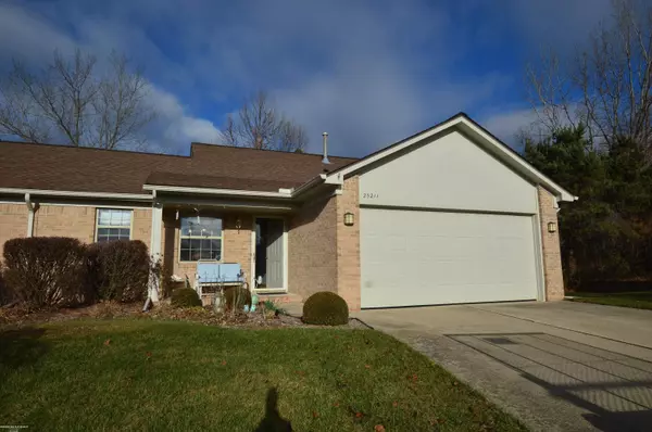 25211 Julianna Drive, New Baltimore, MI 48051