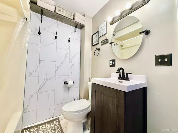 Escanaba, MI 49829,703 S 14th Street