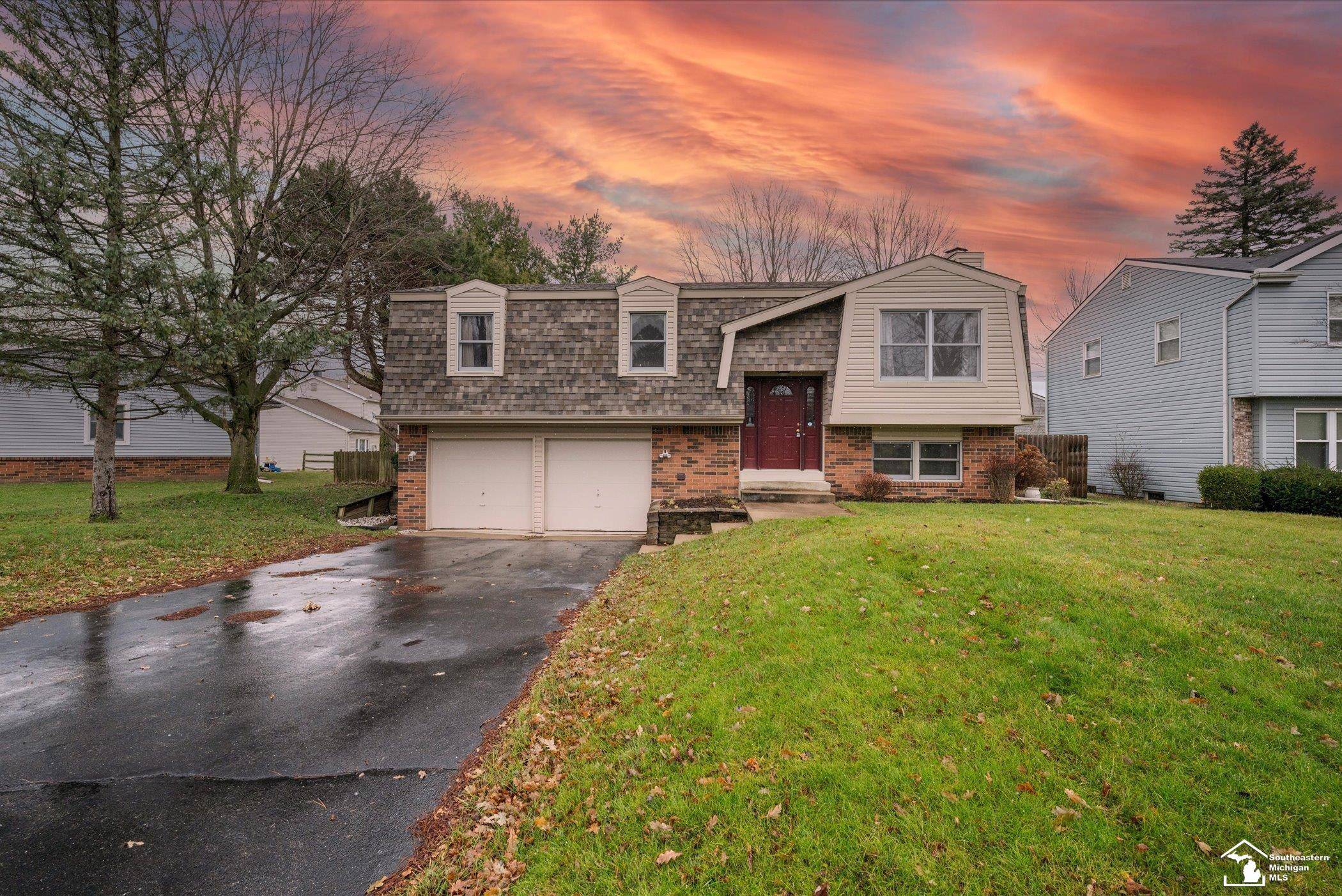 7564 Chapelview Court, Temperance, MI 48182