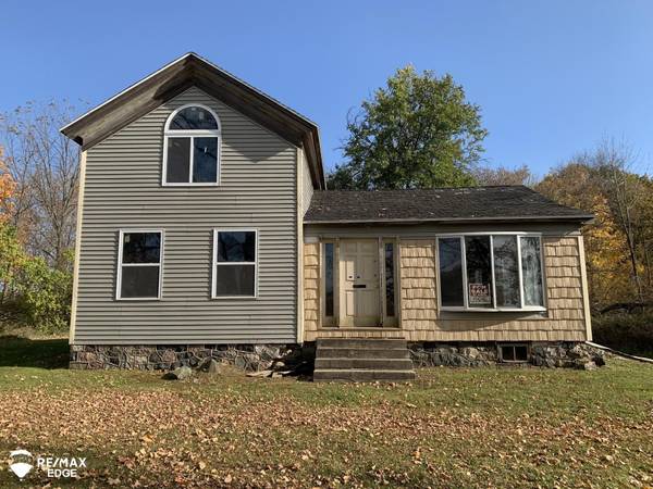 8135 Van Cleve Road, Vassar, MI 48768