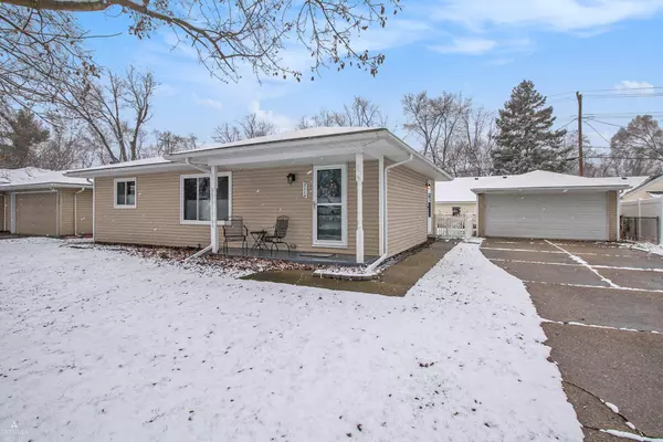 Commerce Twp, MI 48382,3114 mapledale Street