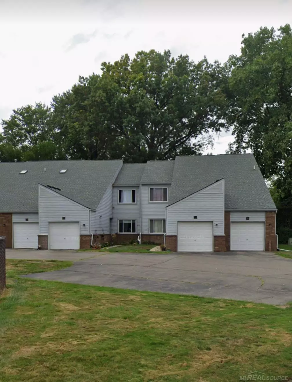 Saint Clair Shores, MI 48081-1693,737 Claire Pointe Court