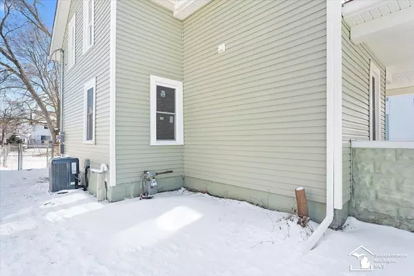 Monroe, MI 48162,204 Arbor Avenue