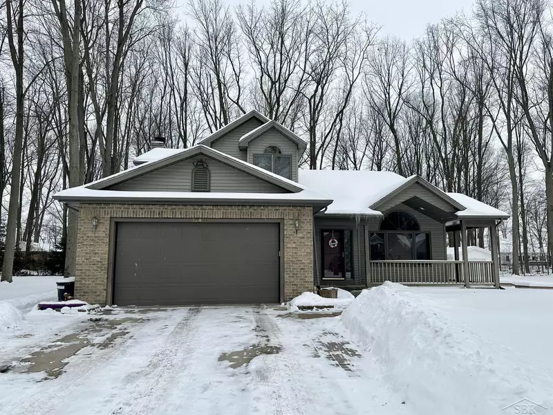 12421 Whisper Ridge Drive, Freeland, MI 48623