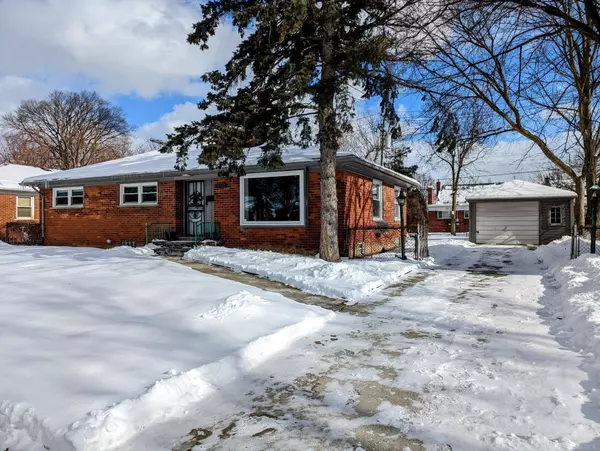 Grosse Pointe Woods, MI 48236,18930 Alstead Street