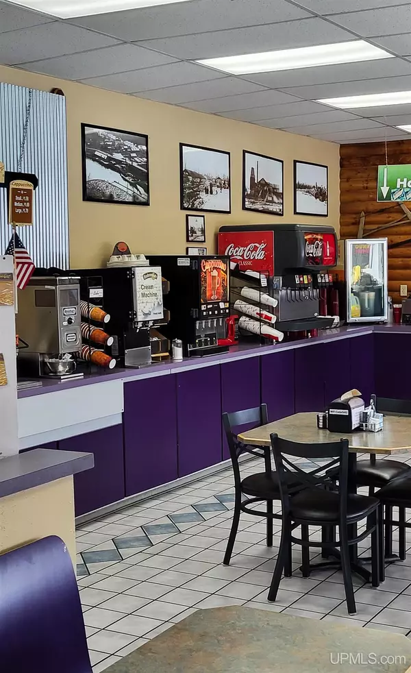 Cedar River, MI 49887,N8151 M-35 Highway