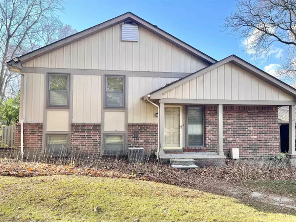 Rochester Hills, MI 48307,891 Lafayette Court