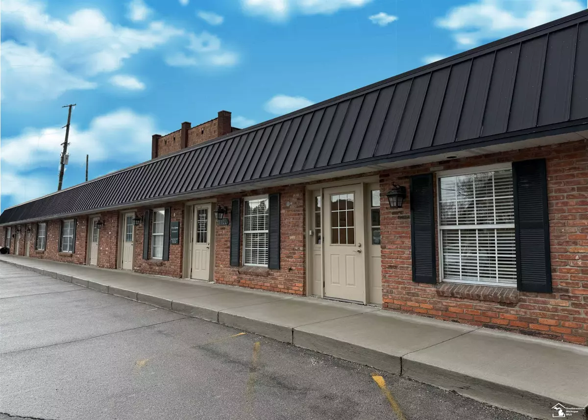 Monroe, MI 48161,1120 W Front Street