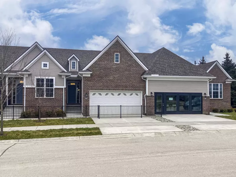2221 Chase Drive, Howell, MI 48855