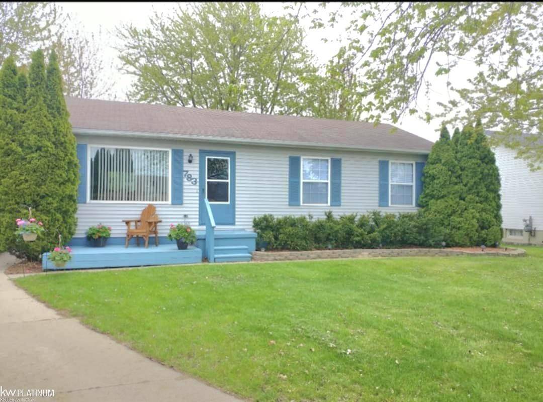 783 Applegate Drive, Marysville, MI 48040
