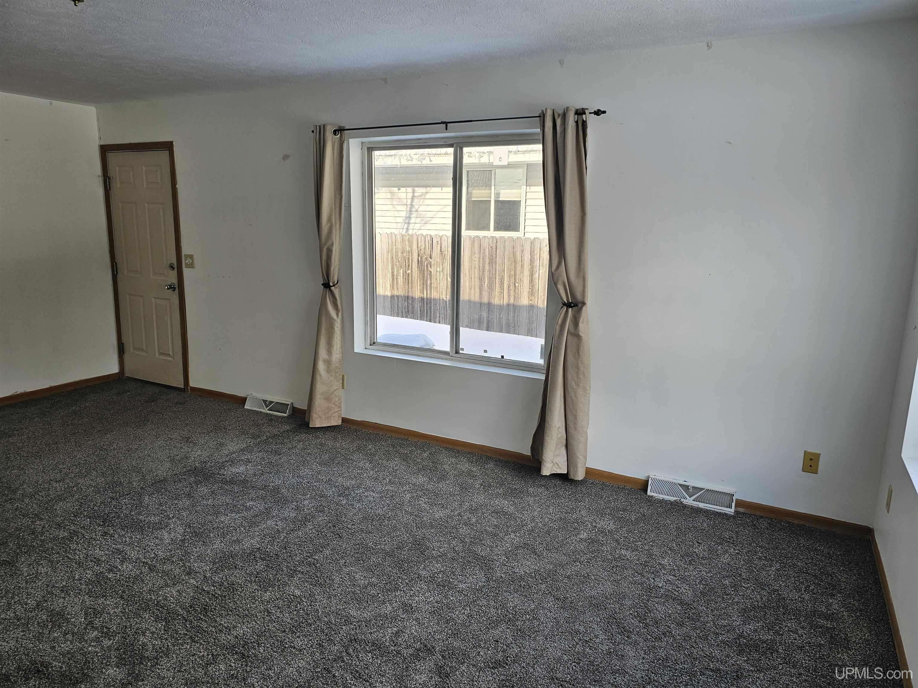 Marquette, MI 49855,2283 Badger Street