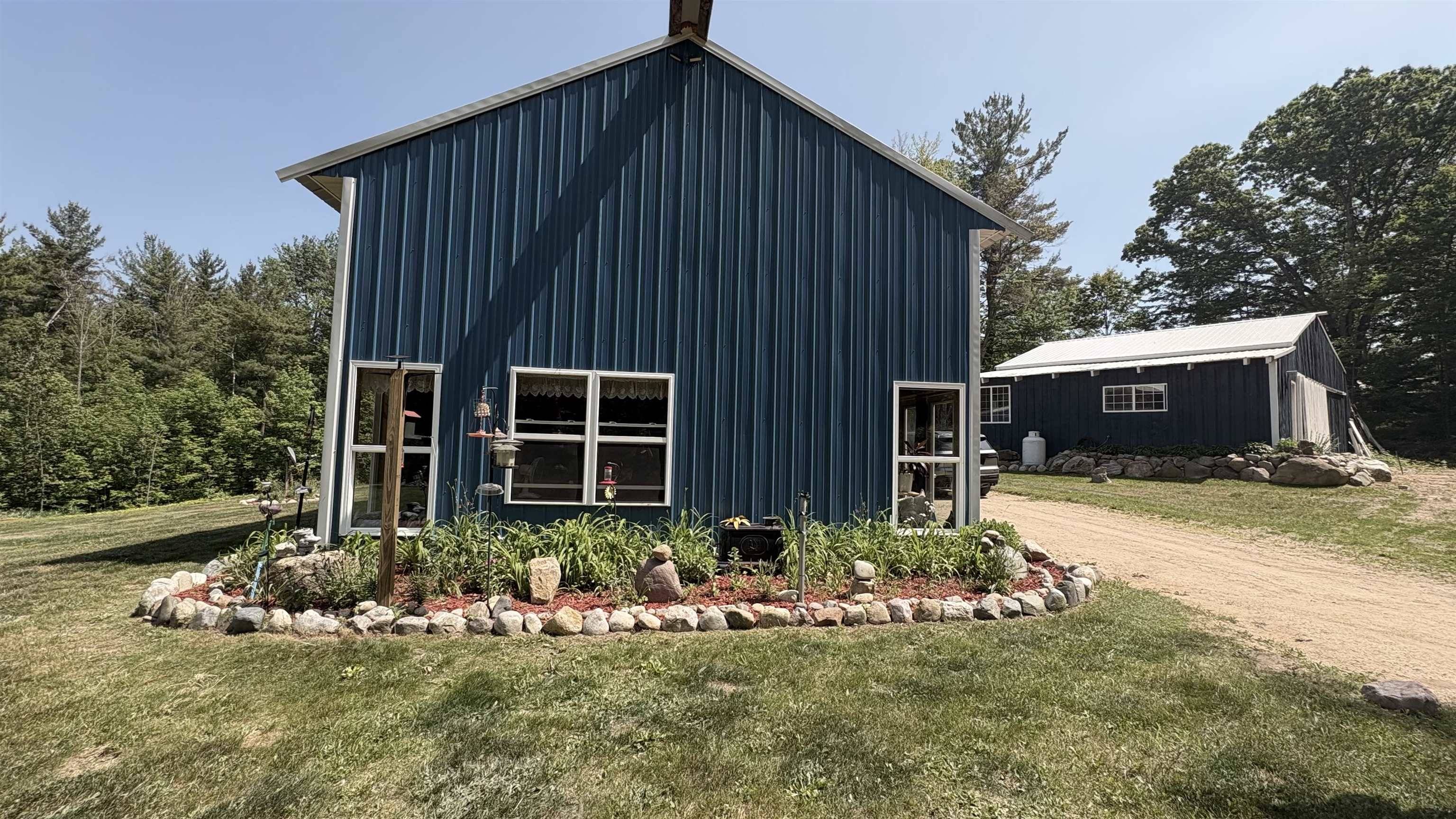 887 W M 61 Avenue, Harrison, MI 48625