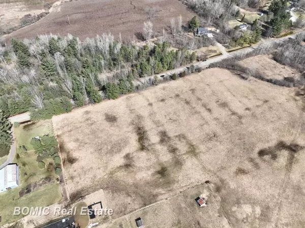 Vassar, MI 48768,00 Oak Road