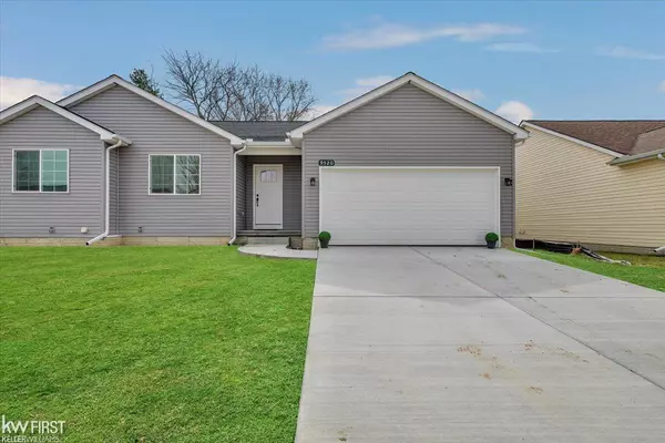 Davison, MI 48423,9508 Orchard Lake Drive