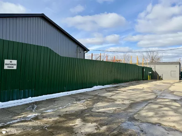 Fenton, MI 48507,2309 Fenton Road