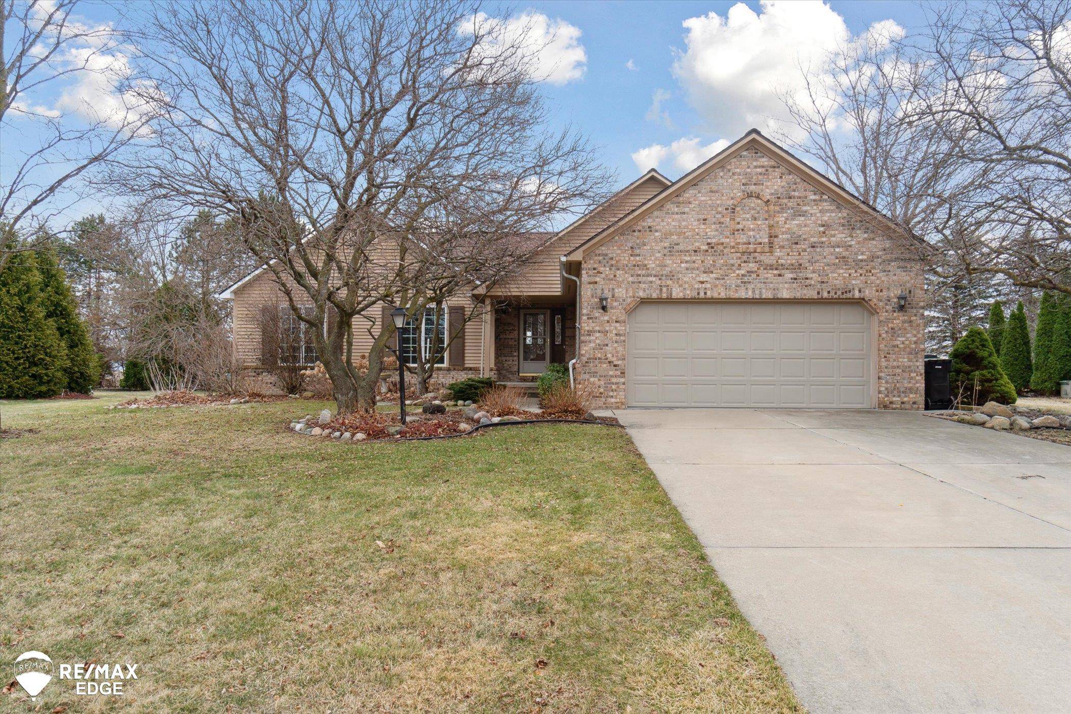 2253 Valley Vista Drive, Davison, MI 48423
