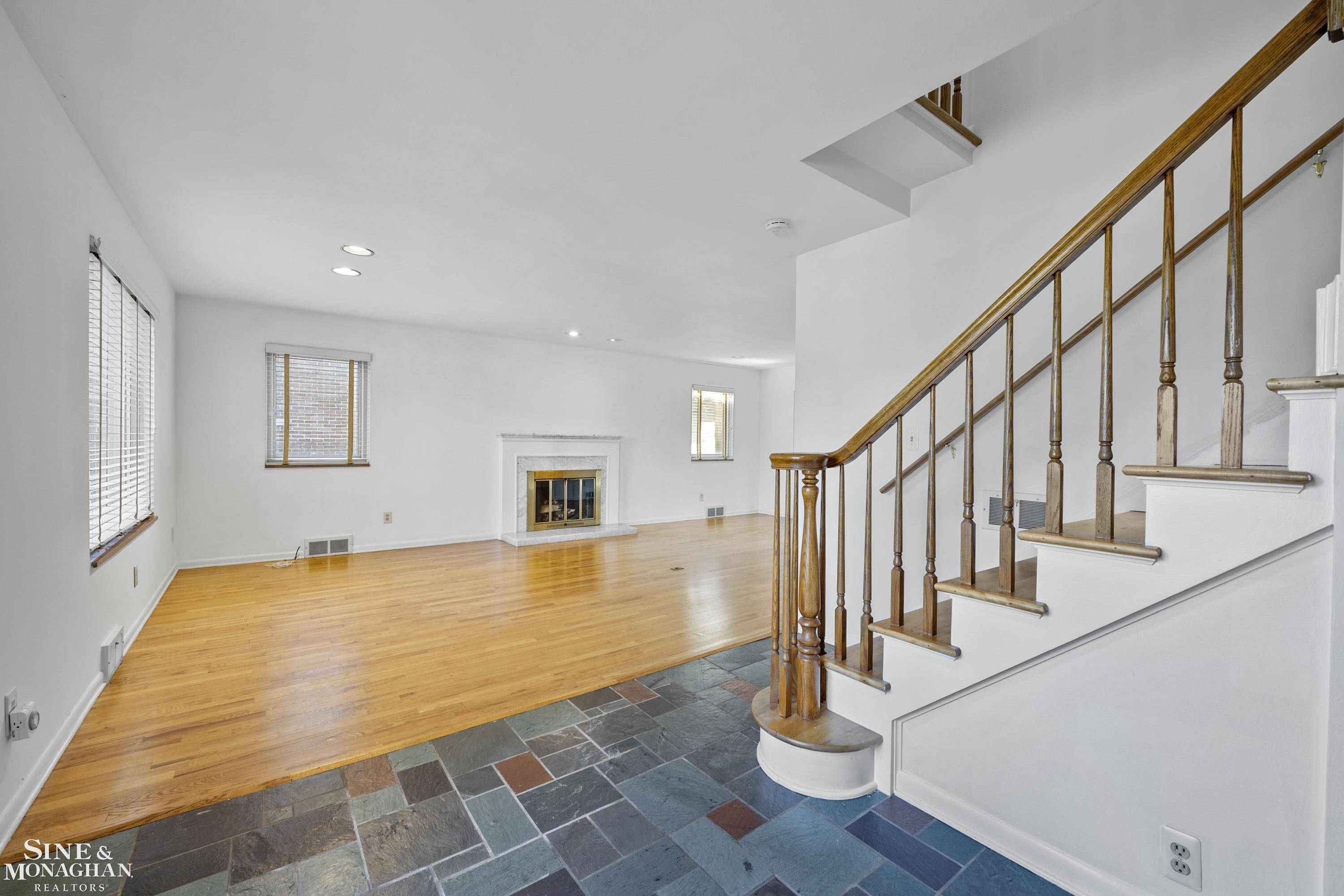 Grosse Pointe Farms, MI 48236,81 Moross Road